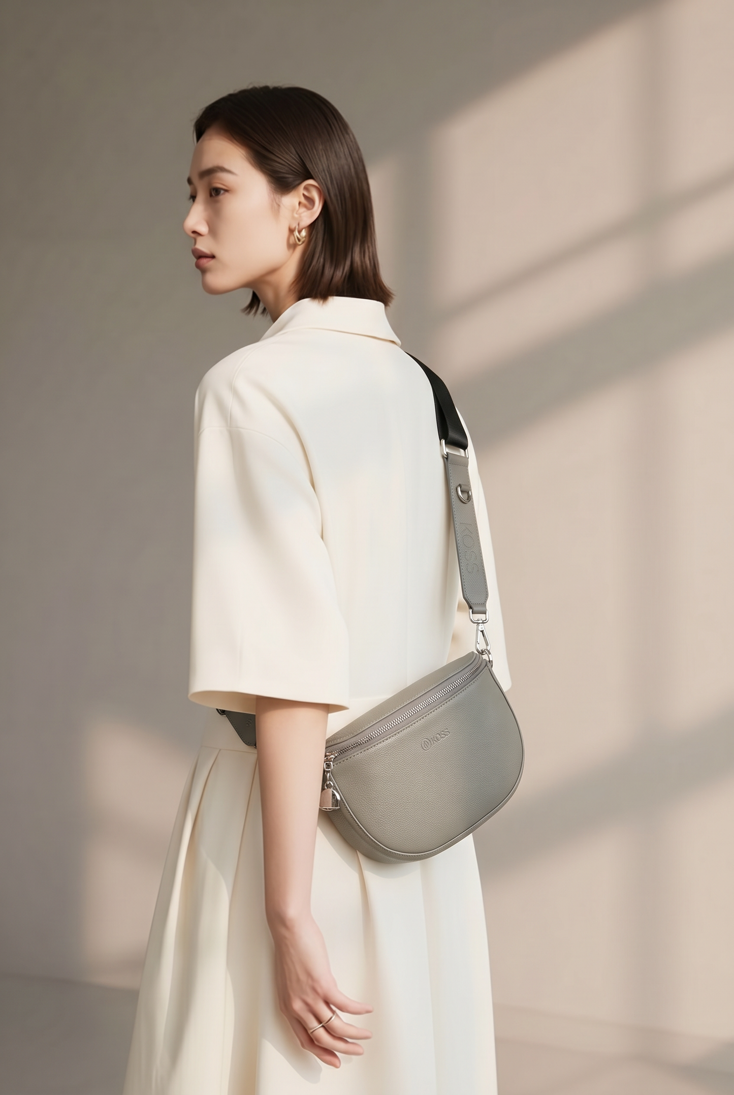 Petit sac demi-lune sauge